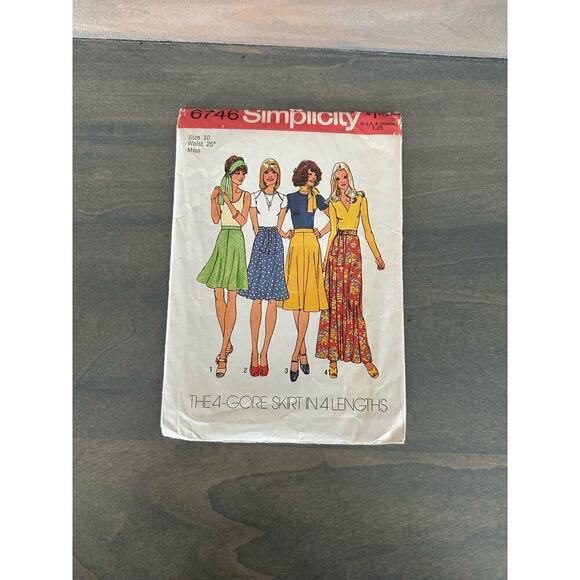 Simplicity Vintage Cut Misses Bias Skirt in Four Lengths and Tie Size 10 No 6746 - Picture 1 of 7